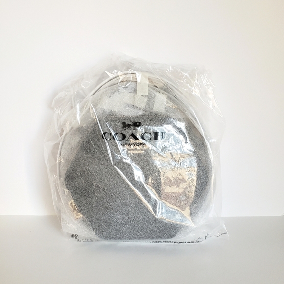 COACH | Hexagonal Crossbody Purse - Picture 15 of 16